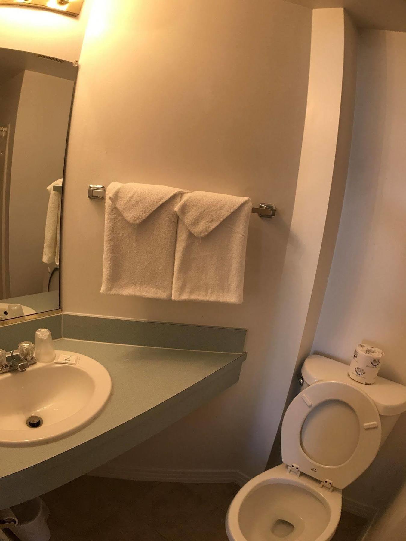 Ocean Cove Motel Virginia Beach Bagian luar foto