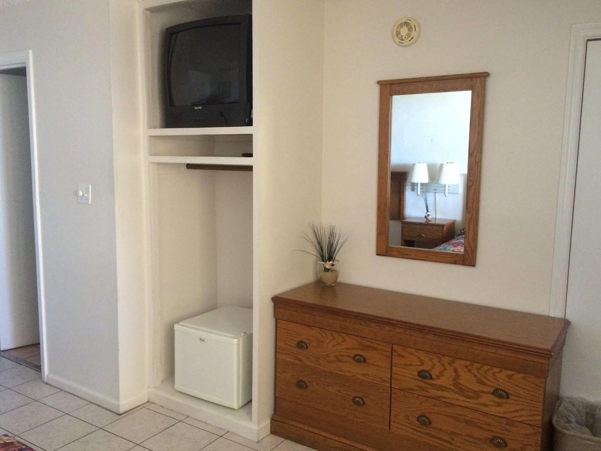 Ocean Cove Motel Virginia Beach Bagian luar foto
